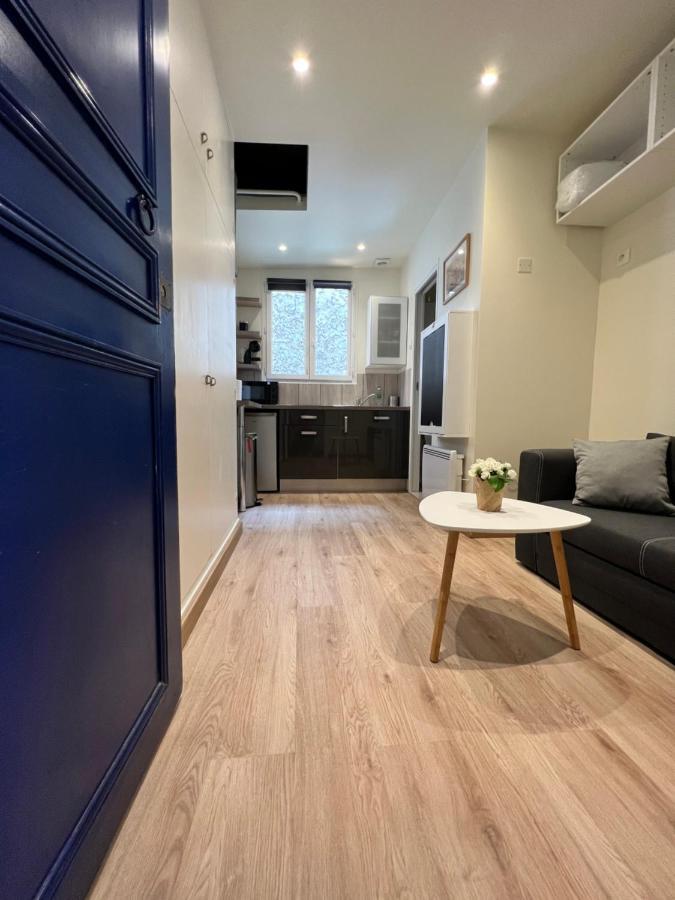 Studio Neuf Entierement Equipe Et Bien Situe. Paris Exterior photo